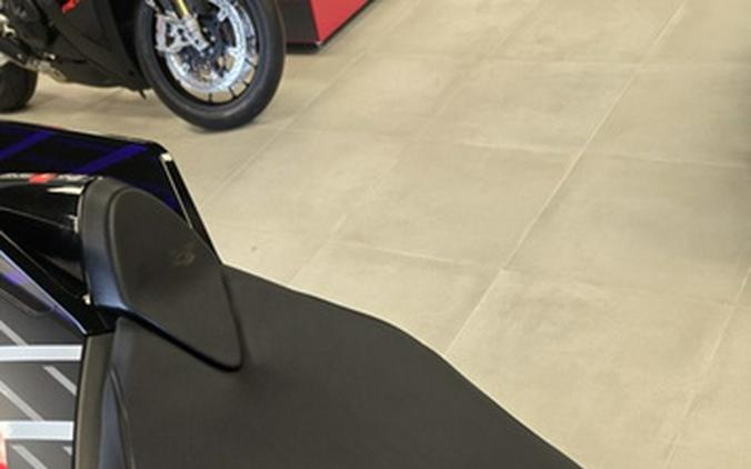 2027 Aprilia Tuono V4 Factory