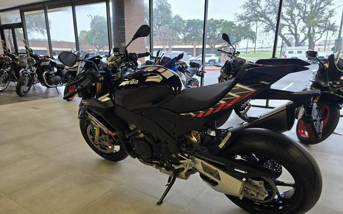 2027 Aprilia Tuono V4 Factory