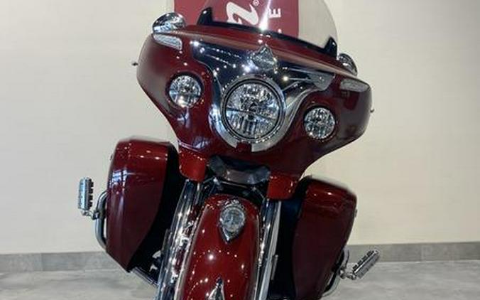 2017 Indian Motorcycle® Roadmaster® Burgundy Metallic