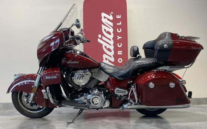 2017 Indian Motorcycle® Roadmaster® Burgundy Metallic