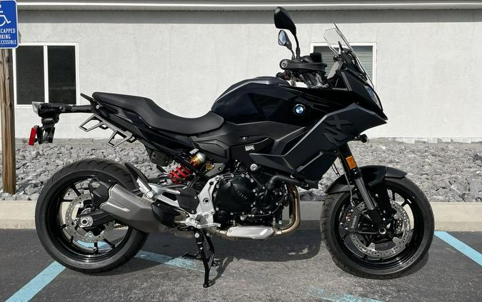 2023 BMW F 900 XR Triple Black