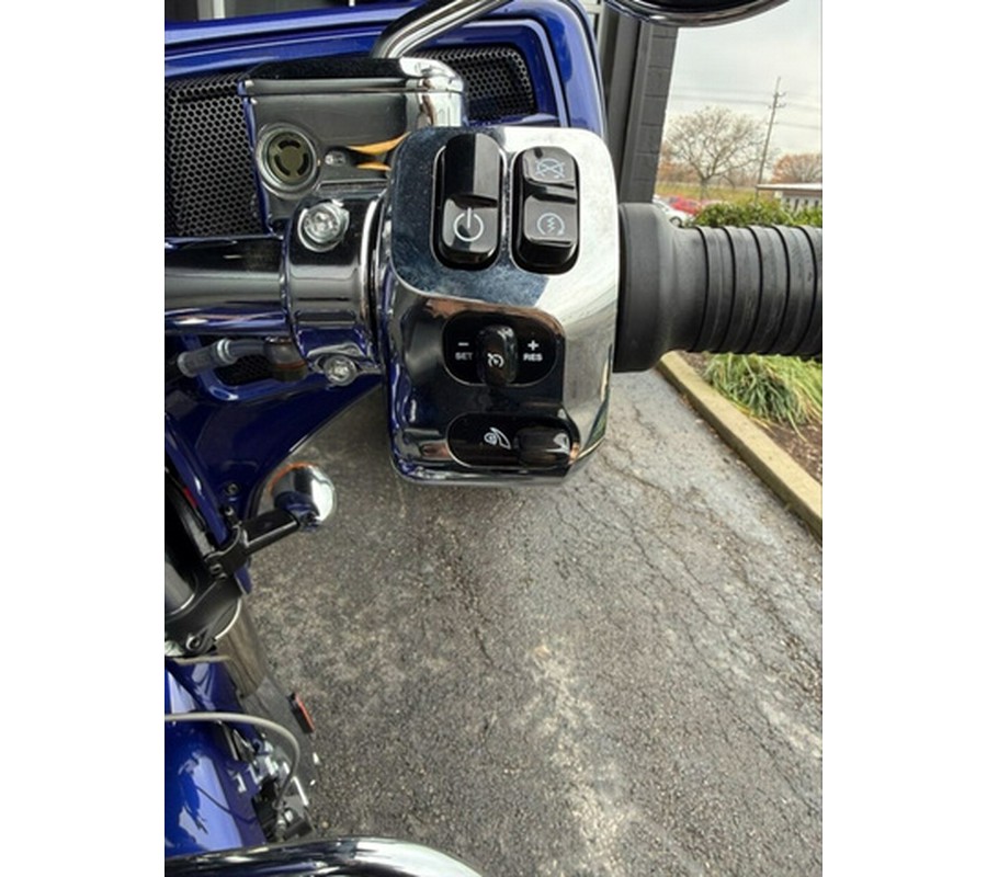 2024 Indian Chieftain Limited Spirit Blue Metallic
