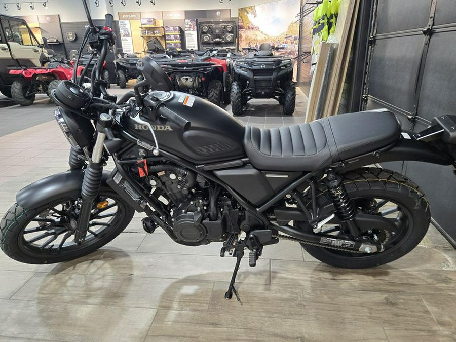 New 2025 HONDA SCL500