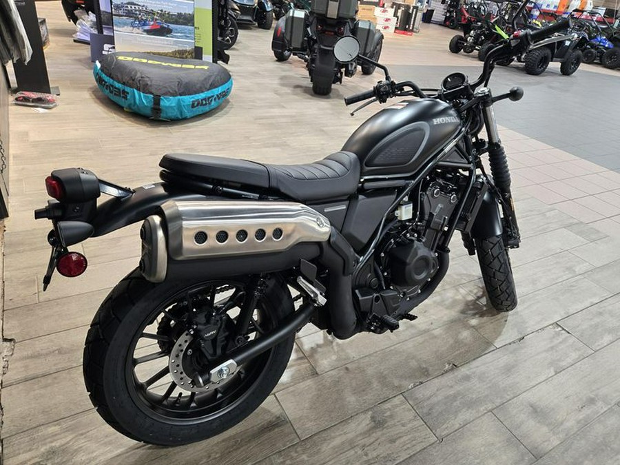 New 2025 HONDA SCL500