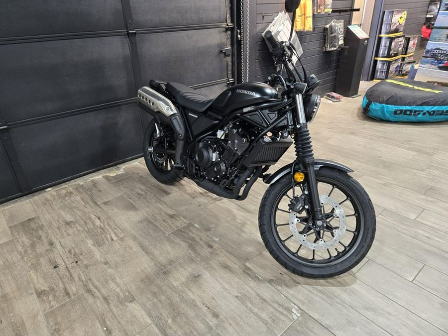 New 2025 HONDA SCL500