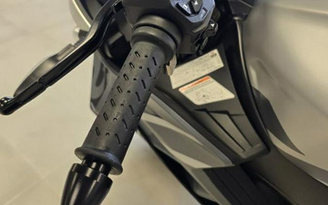 2027 Aprilia Tuono V4