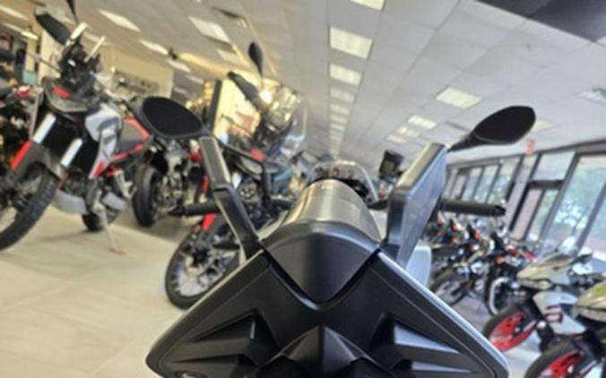 2027 Aprilia Tuono V4