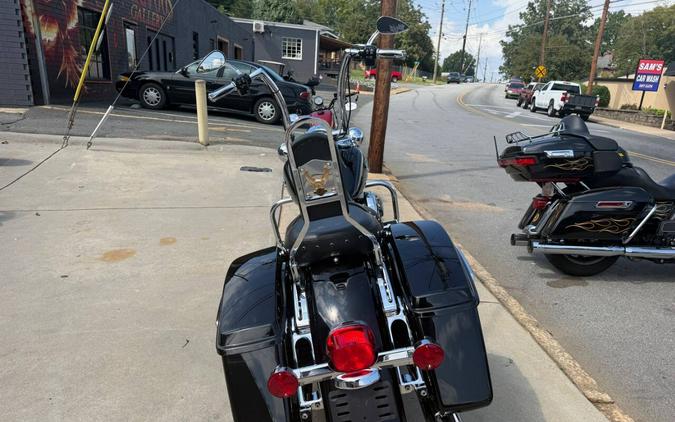 2014 Harley-Davidson Road King FLHR