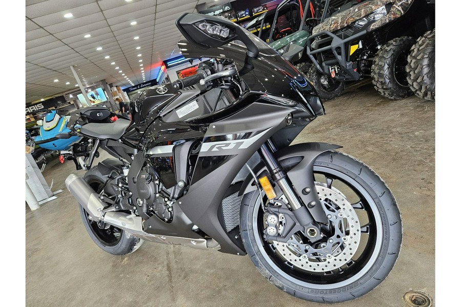 2024 Yamaha YZF-R1