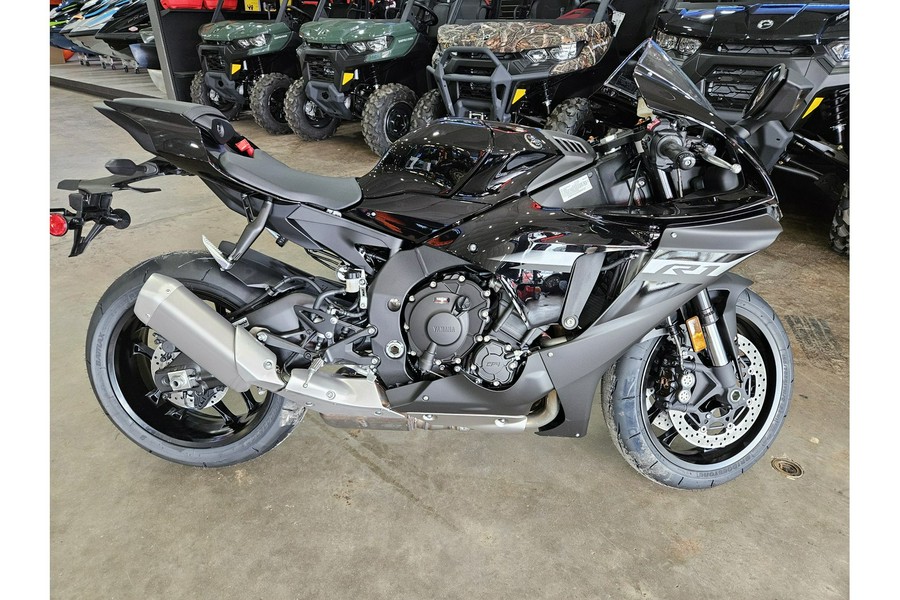 2024 Yamaha YZF-R1