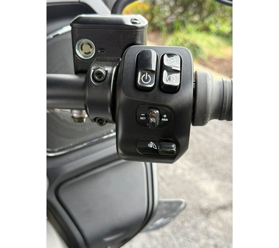 2024 Indian Challenger Titanium Smoke