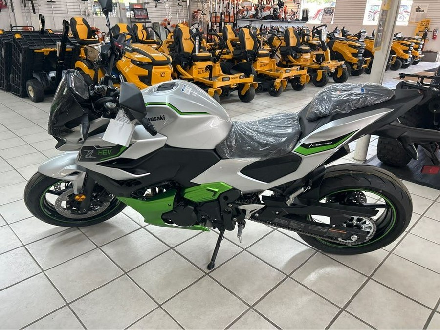 2024 Kawasaki SILVER Z7 HYBRID ABS