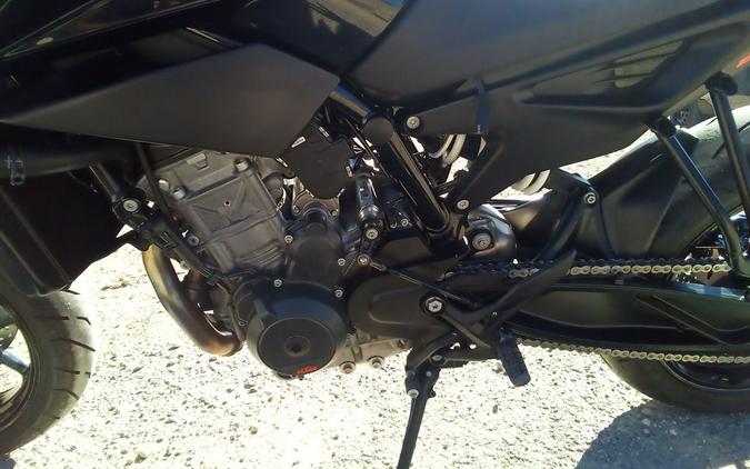 2021 KTM Duke 890