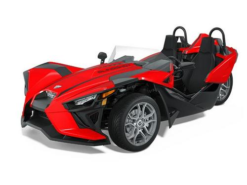 2021 Polaris Slingshot SL Review: With AutoDrive and Paddle Shifters