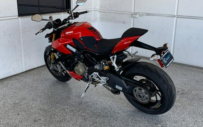 2022 Ducati V4S