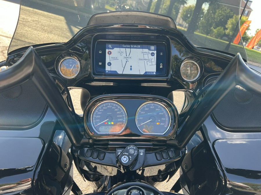 2019 FLTRXS Road Glide Special