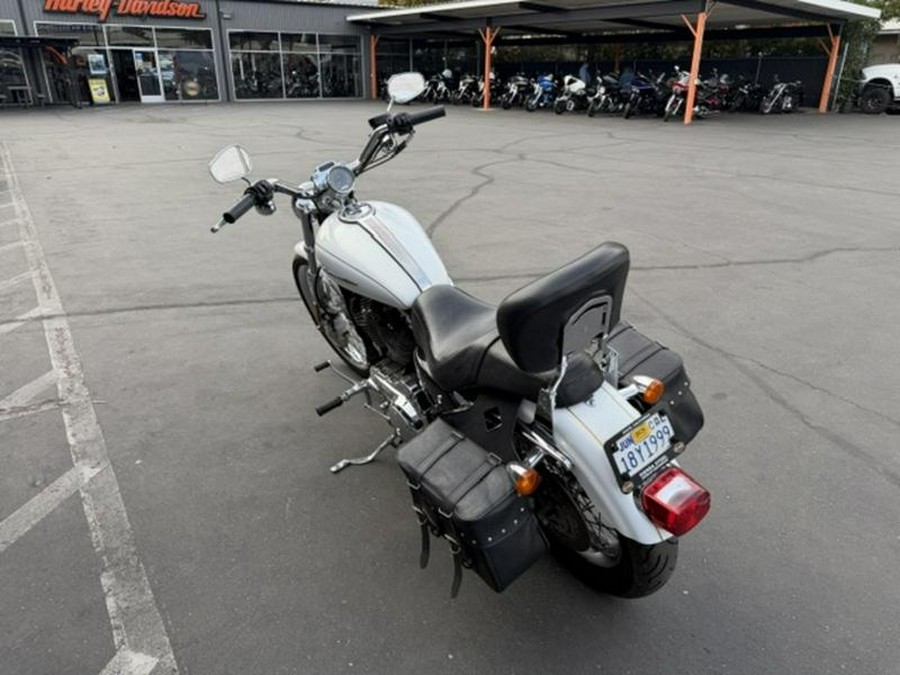 2007 Harley-Davidson® XL1200C - Sportster® 1200 Custom