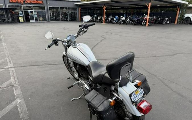 2007 Harley-Davidson® XL1200C - Sportster® 1200 Custom