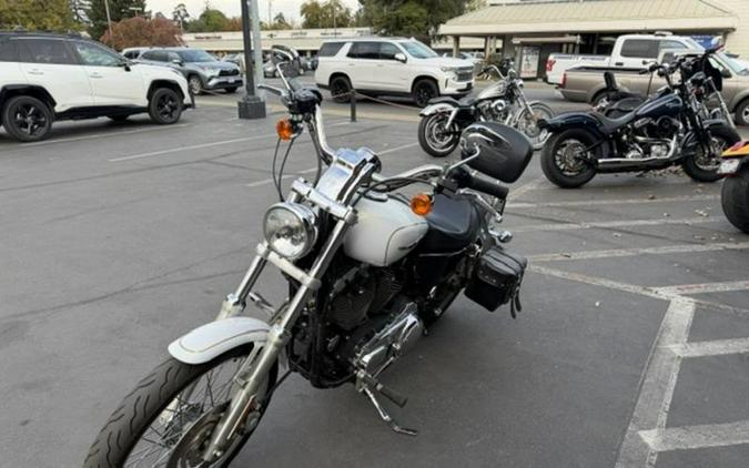 2007 Harley-Davidson® XL1200C - Sportster® 1200 Custom