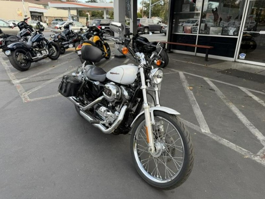 2007 Harley-Davidson® XL1200C - Sportster® 1200 Custom