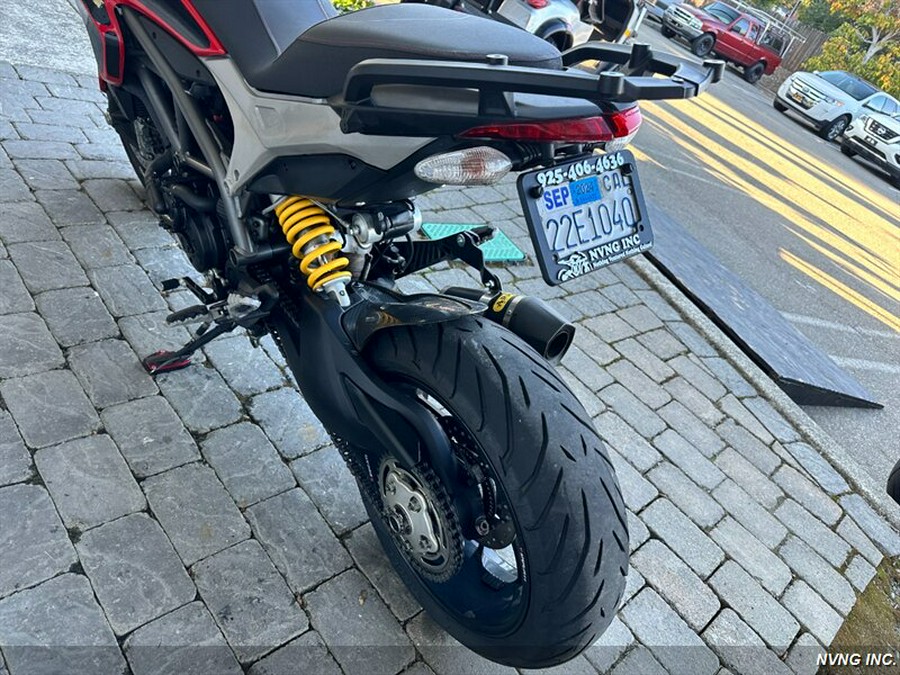 2016 DUCATI HYPERSTRADA 939