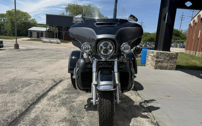 FLHTCUTG 2022 Tri Glide Ultra