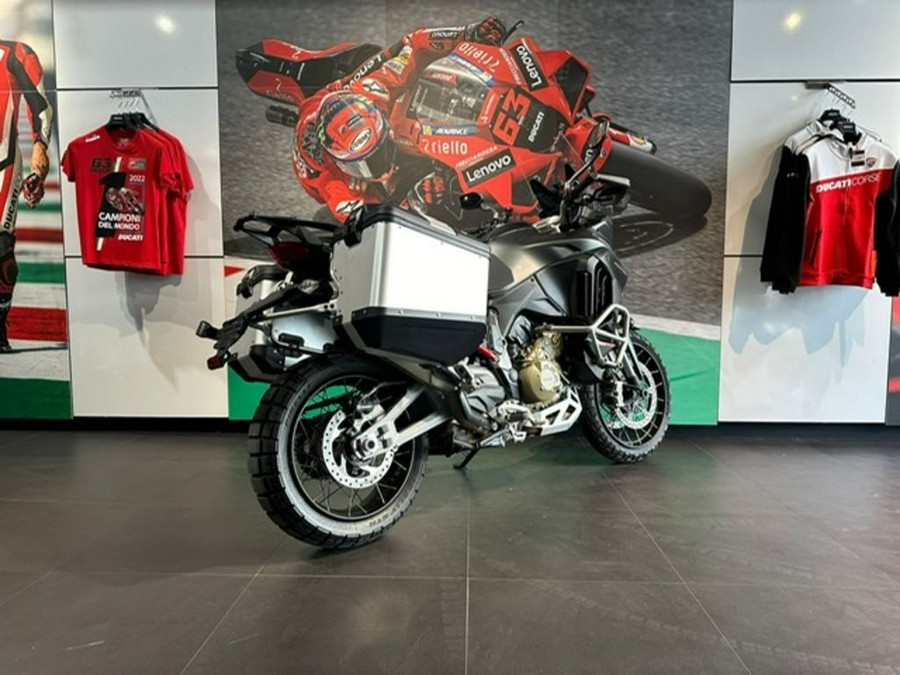 2022 Ducati Multistrada V4S Aviator Grey / Alloy Wheels