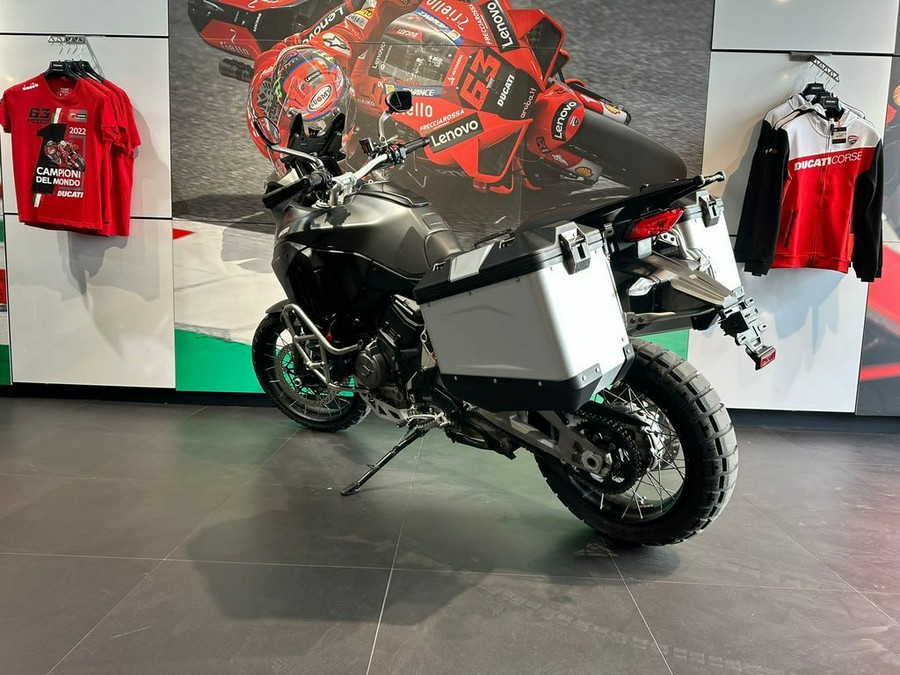 2022 Ducati Multistrada V4S Aviator Grey / Alloy Wheels