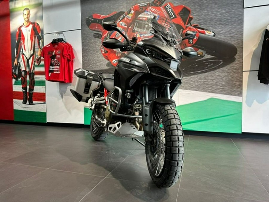 2022 Ducati Multistrada V4S Aviator Grey / Alloy Wheels
