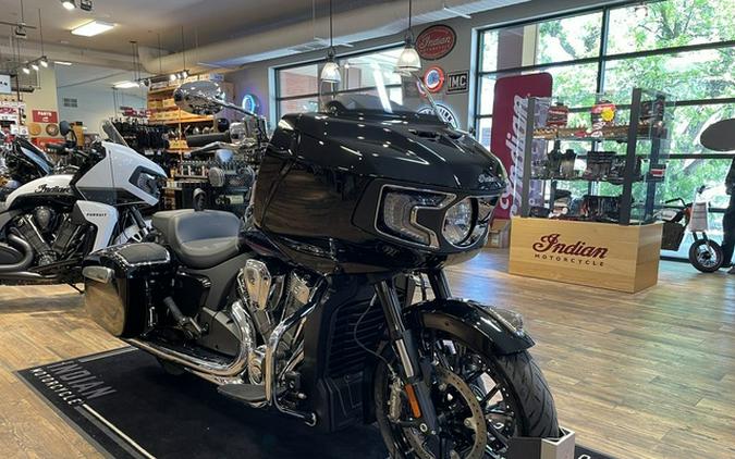 2025 Indian Challenger Limited 112 W/Powerband Audio Black Me