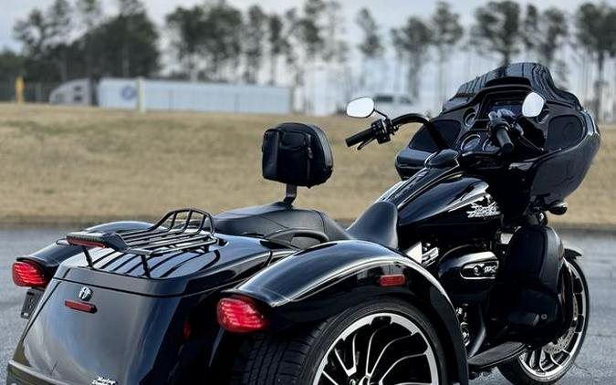 2023 Harley-Davidson® FLTRT - Road Glide® 3
