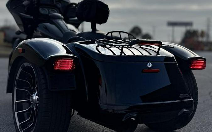 2023 Harley-Davidson® FLTRT - Road Glide® 3