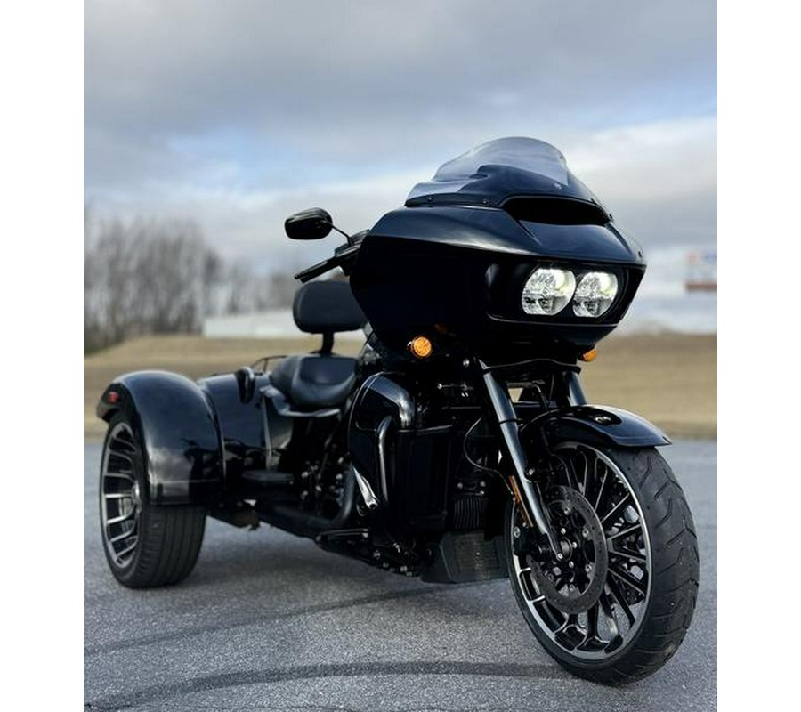 2023 Harley-Davidson® FLTRT - Road Glide® 3