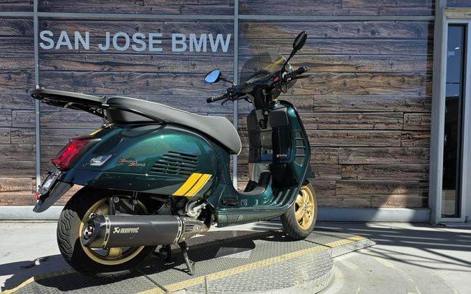 2022 Vespa GTS RST / SEI GIORNI