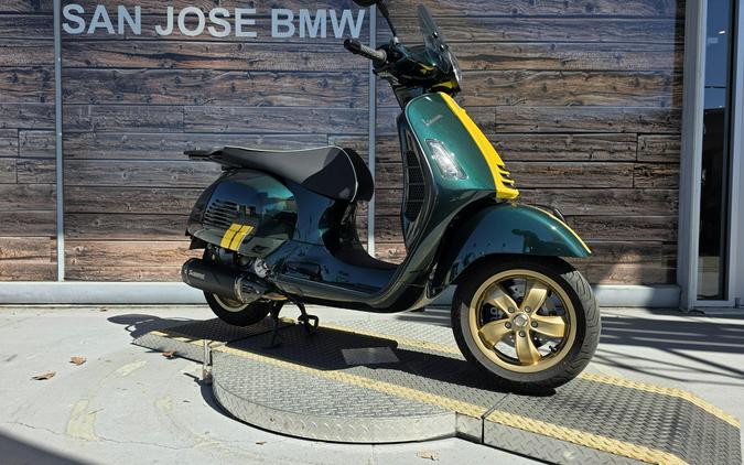 2022 Vespa GTS RST / SEI GIORNI