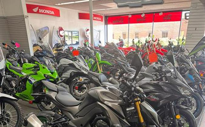 2026 Kawasaki Z1100 SE ABS