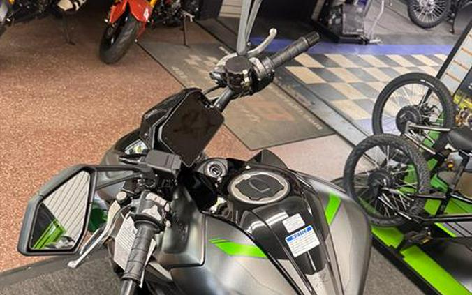 2026 Kawasaki Z1100 SE ABS