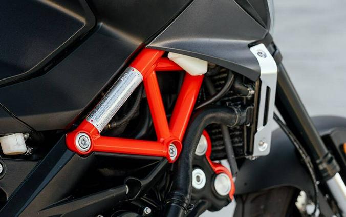 2019 Aprilia Shiver 900