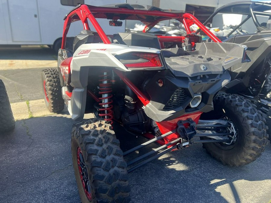 2025 Can-Am Maverick X3 X Rs Turbo RR Fiery Red & Hyper Silver