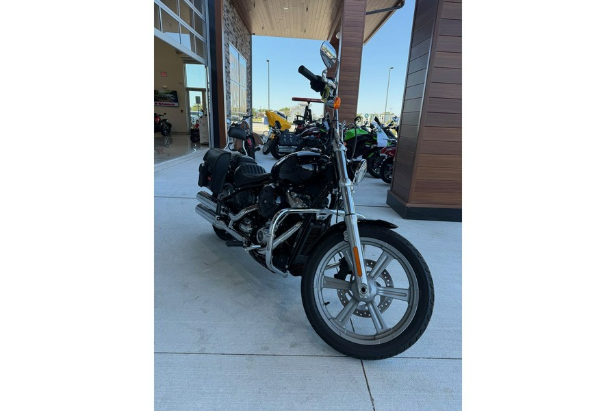 2022 Softail Standard - Harley-Davidson®