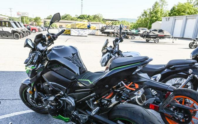 2023 Kawasaki Z900 SE