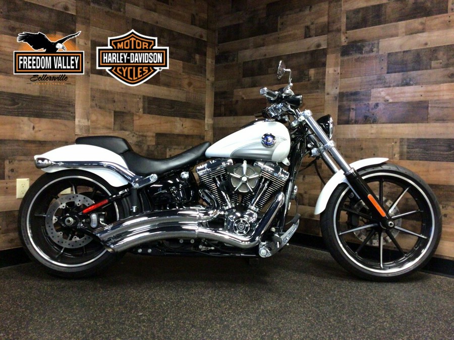 2016 HarleyDavidson® Breakout® Crushed Ice Pearl for sale in
