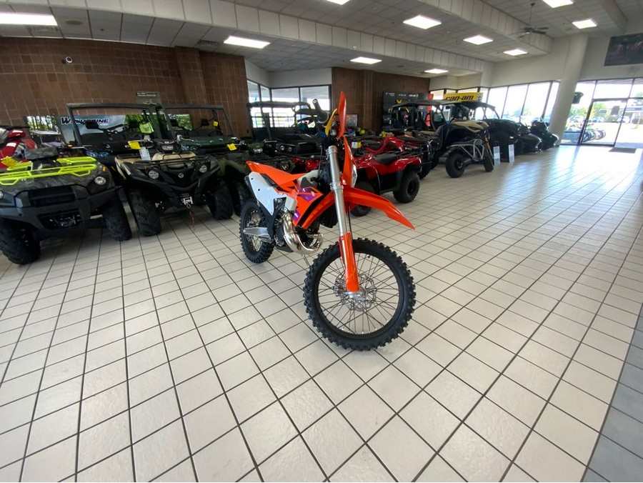 2024 KTM XC 150 W