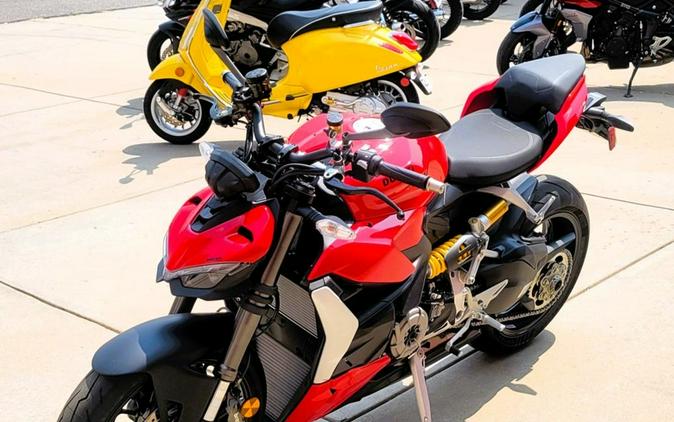 2024 Ducati Streetfighter V2 Red