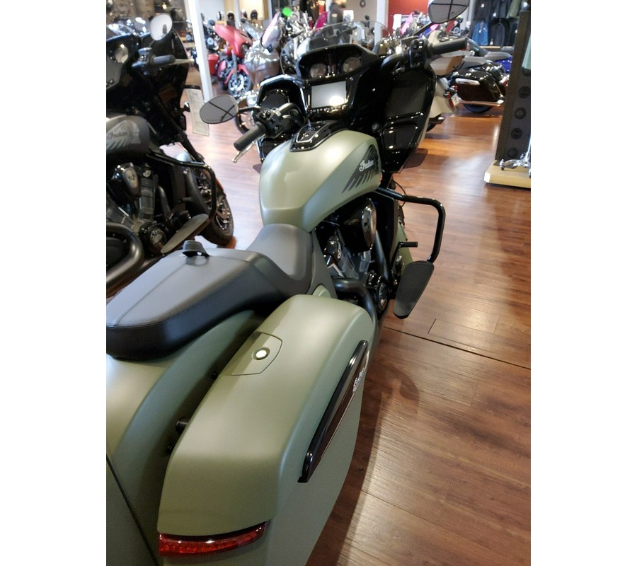 2025 Indian Motorcycle® Challenger 112 Dark Horse®