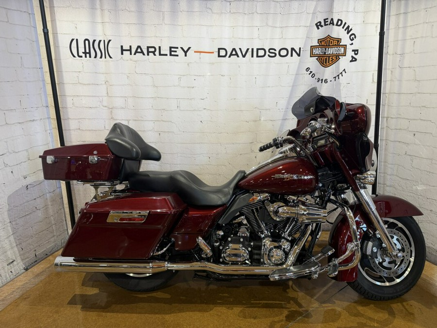 2008 Harley-Davidson® Street Glide® FLHX 697185 Crimson Red Sunglo