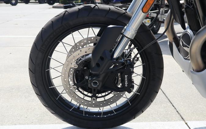 2025 Moto Guzzi V85 Strada