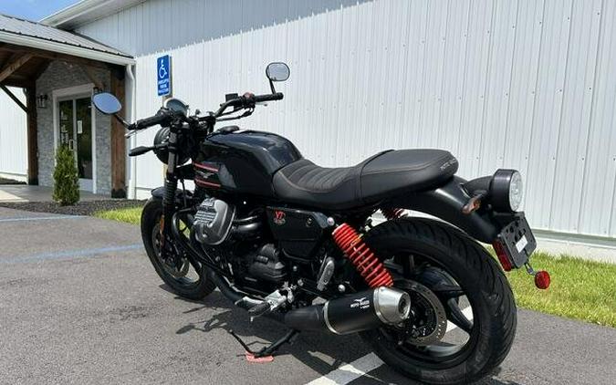 2023 Moto Guzzi V7 Stone Special Edition