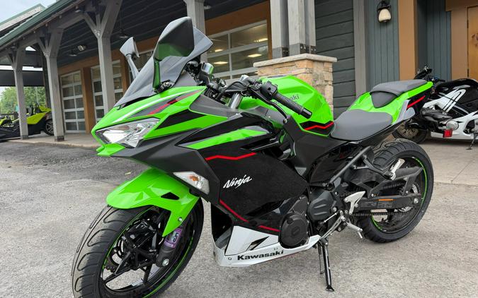2022 Kawasaki Ninja® 400 ABS KRT Edition