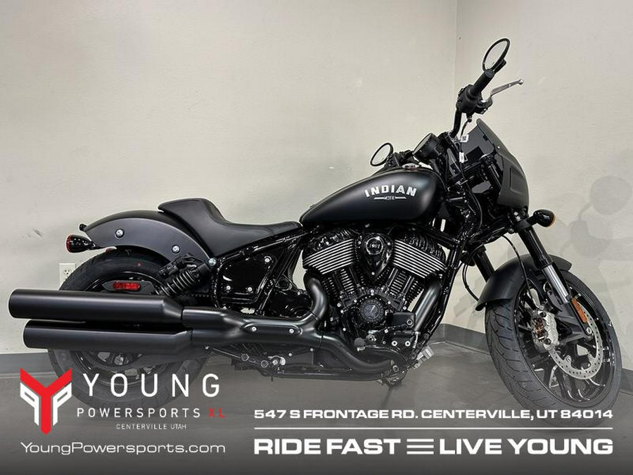 2024 Indian Motorcycle® Sport Chief Black Smoke